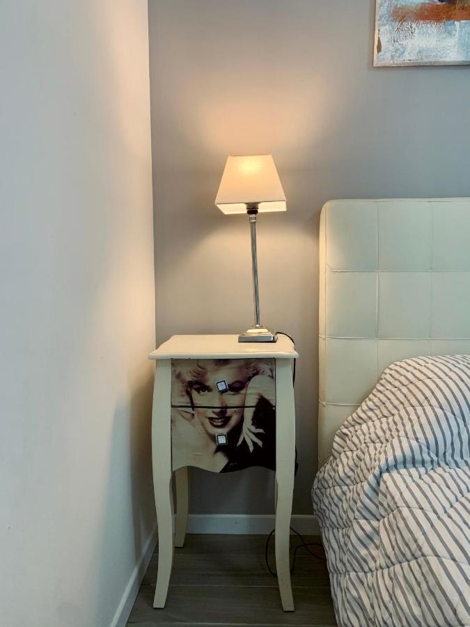 Marilyn Arpa Apartment Sirmione Luaran gambar